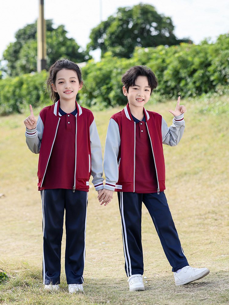 Nouveaux uniformes scolaires, uniformes scolaires, uniformes de classe ...